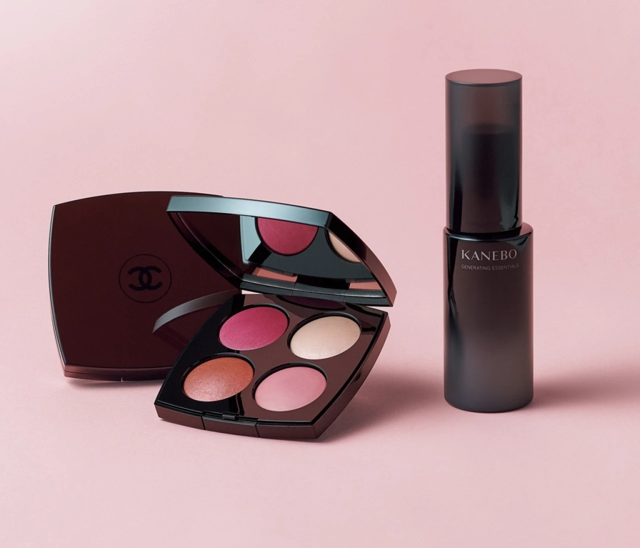 春めく肌とメイクで新しい年を多幸感いっぱいに♡ カネボウの新・美容化粧水とシャネルのフェイスパレット【BEAUTY TALK vol.43】