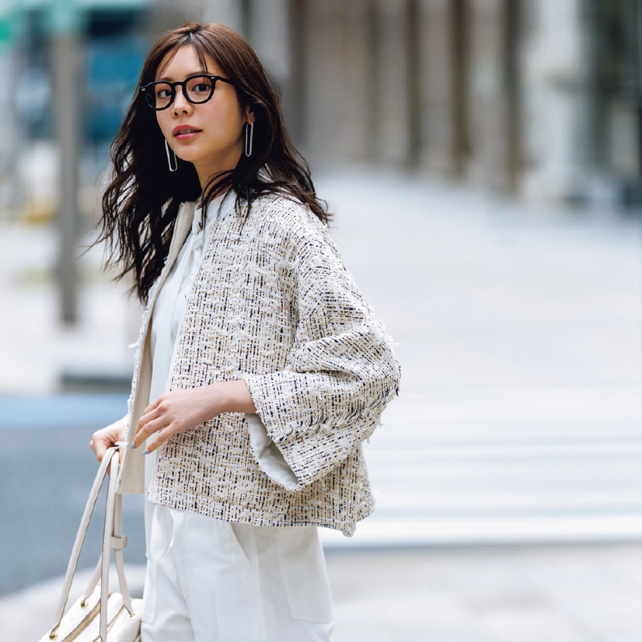 【2026最新】ネオツイードジャケット4選！羽織るだけでときめくツイードは旬デザインをチョイス