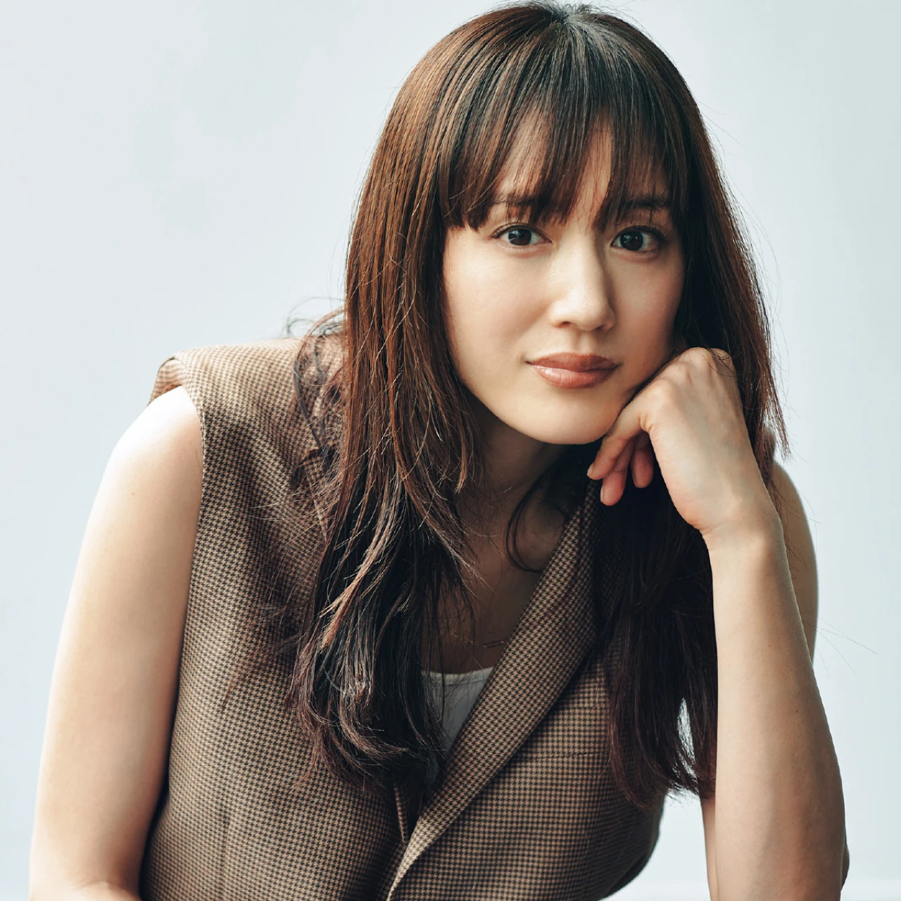 【 #綾瀬はるか インタビュー】ドラマ『ひとりでしにたい』主演「肯定するチカラ」