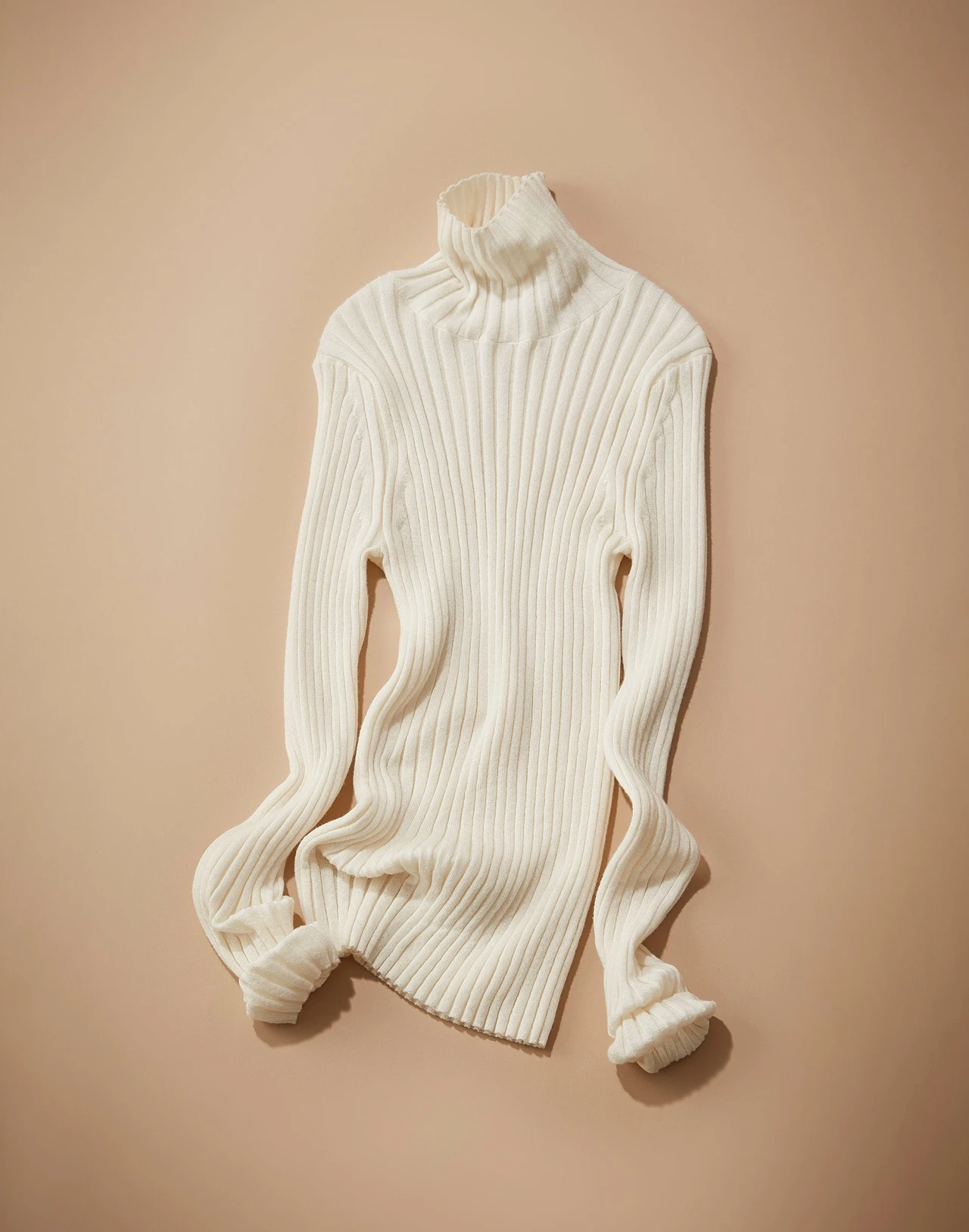 BEAMS発 “着るだけで絶対体がきれいに見える”ベーシック名品10選_3_1