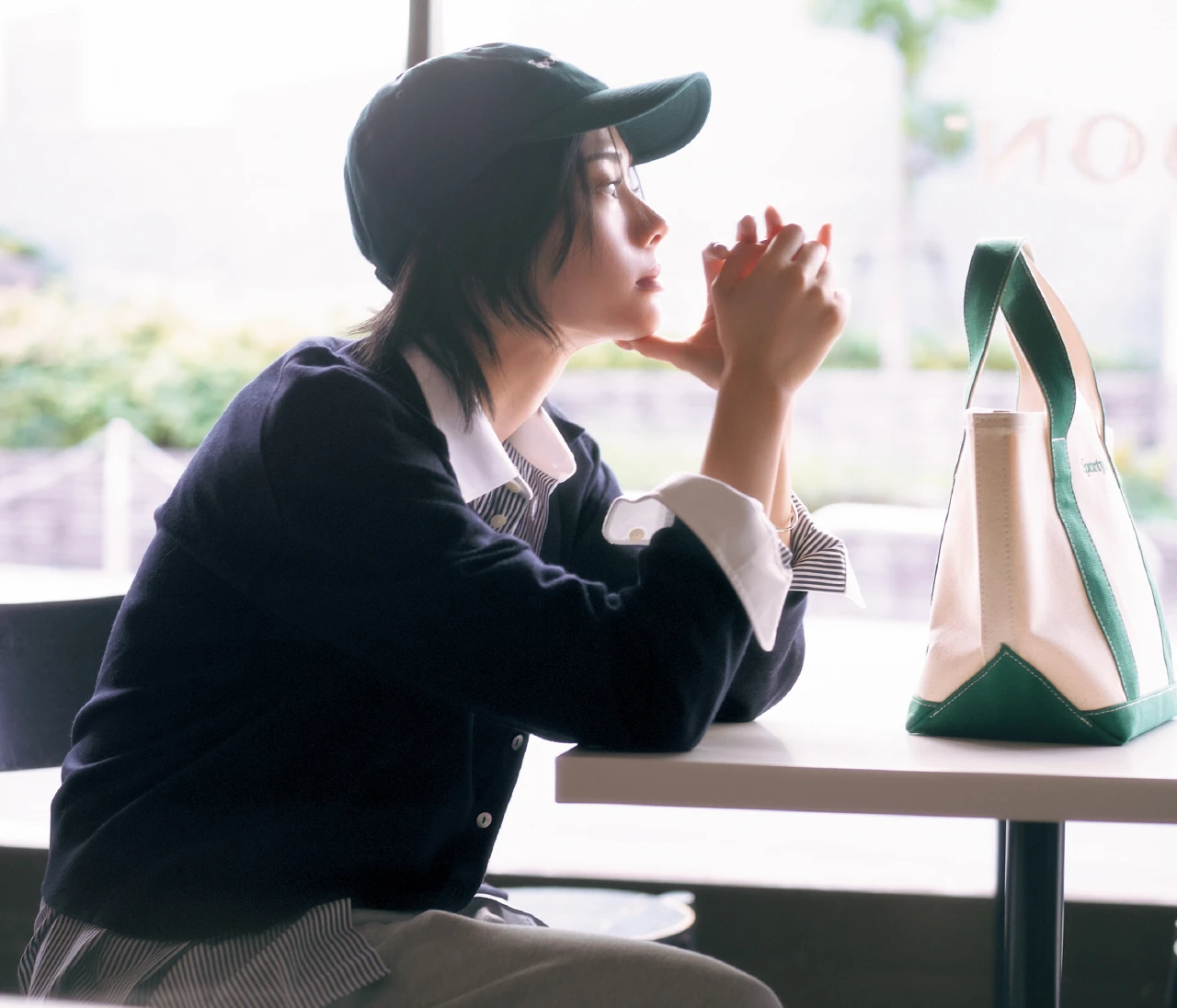 【安斉星来が着る最旬ポロニット】トレンドの「アンクルポロニット」＆「羽織れるポロ」で秋支度