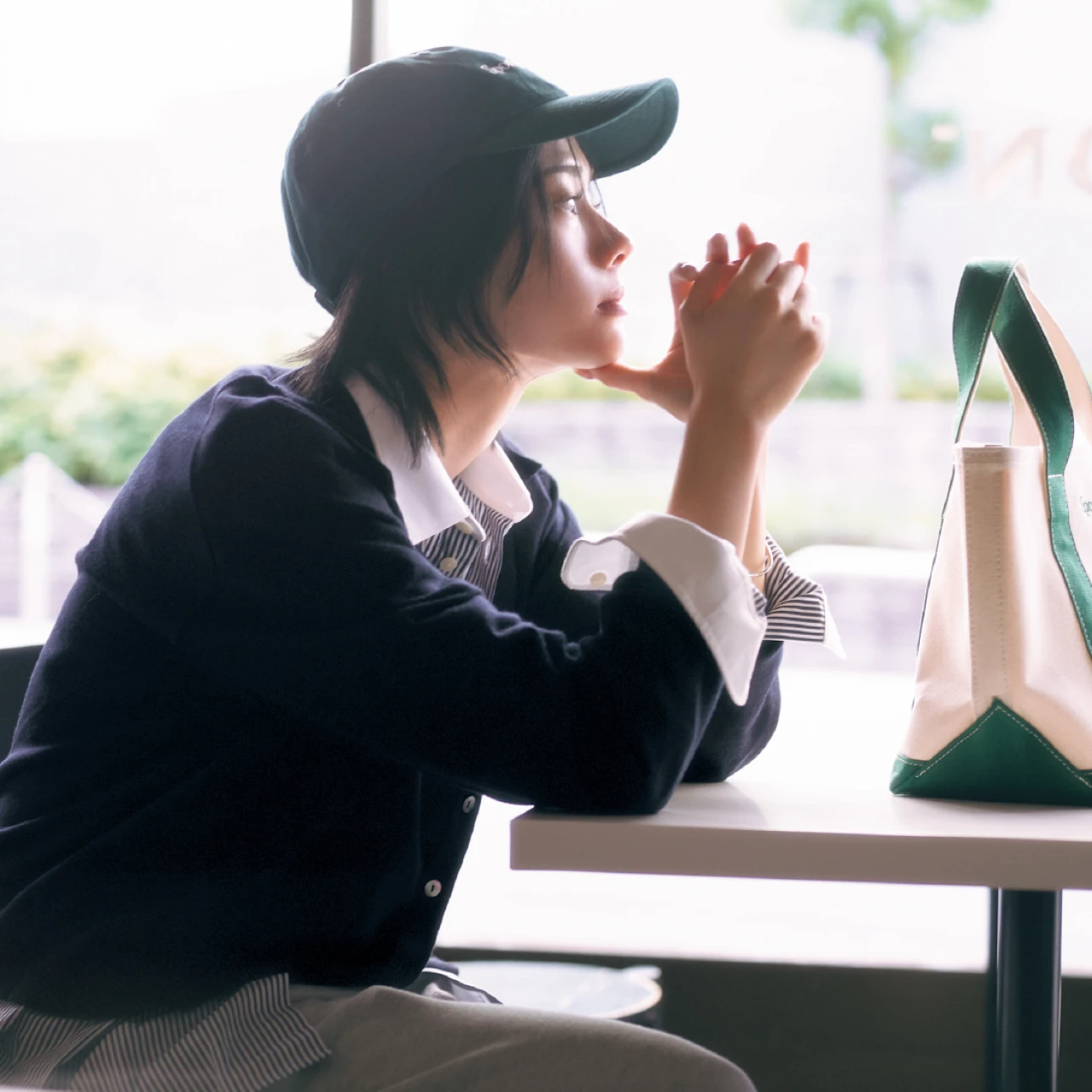 【安斉星来が着る最旬ポロニット】トレンドの「アンクルポロニット」&「羽織れるポロ」で秋支度