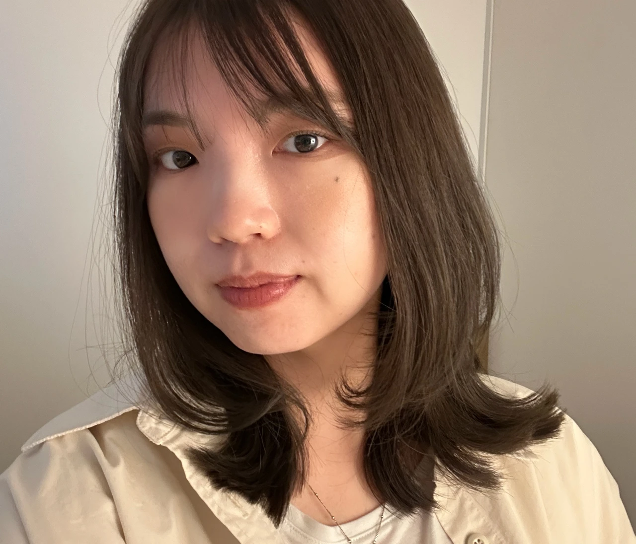 【秋のヘアカラー】イエベでもブルベでも似合う！絶妙オリーブグレージュ＆美容院でのオーダー方法