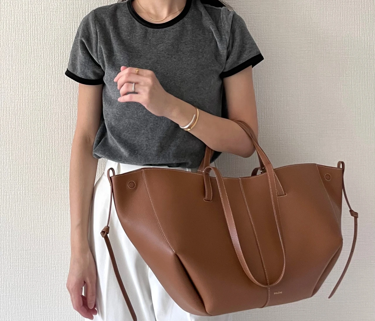 美しく、実用的！パリ発Polèneの人気バッグ『Cyme』