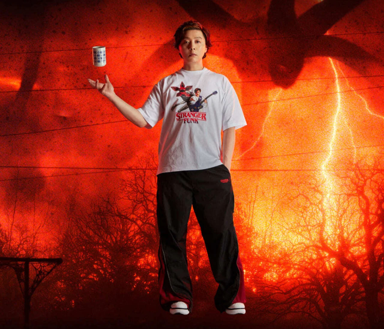 堂本剛さん✕「ストレンジャー・シングス 未知の世界」コラボアイテムがZOZOTOWN限定販売!