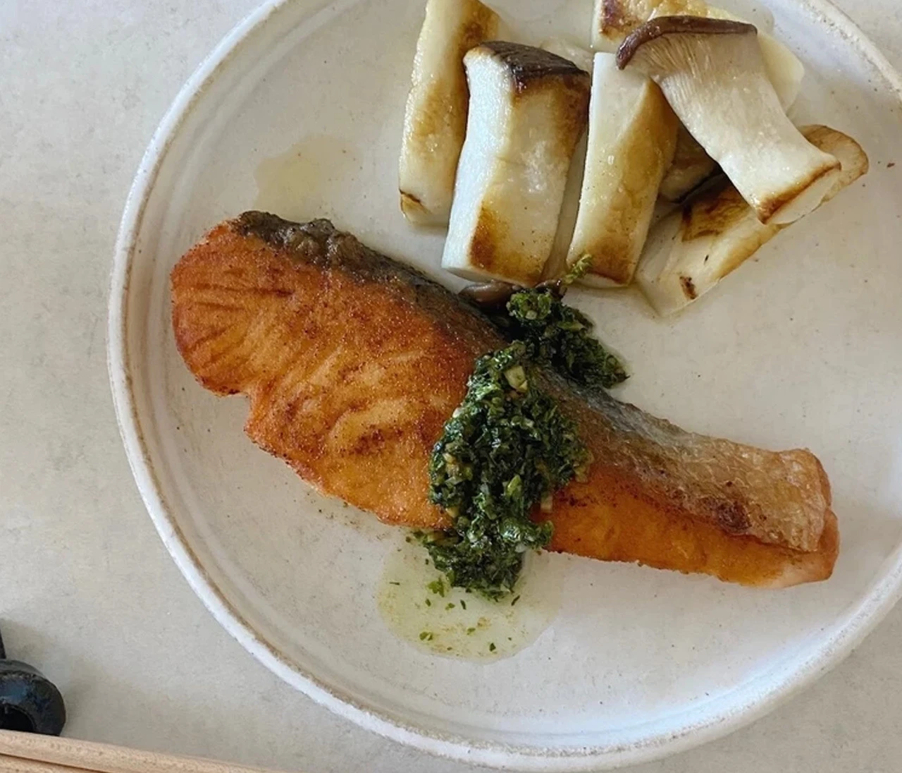 【長谷川あかりのご自愛ごはん】秋におすすめ！ 鮭レシピ5選