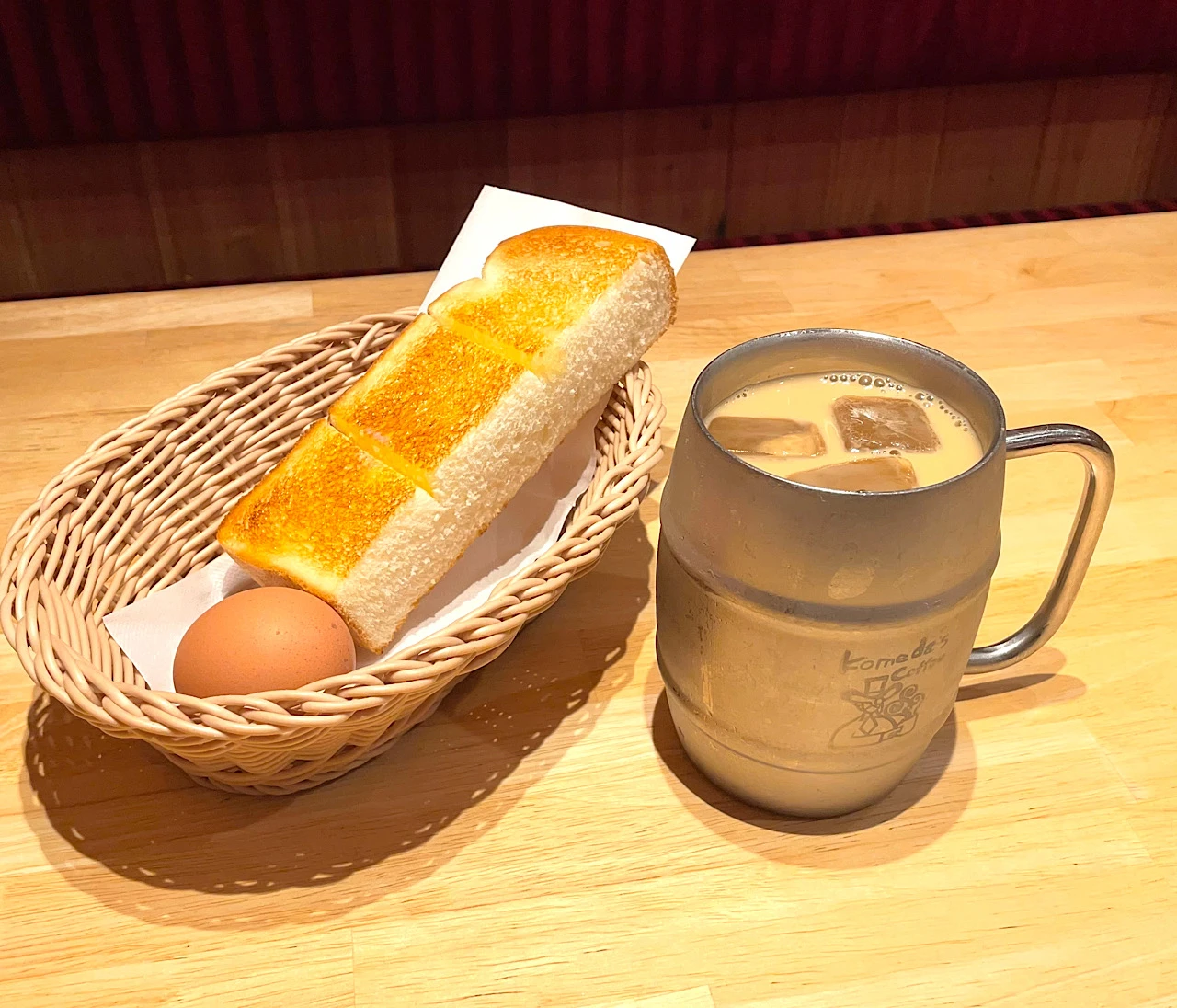 【朝活】コメダ珈琲のモーニングが最高！お得な無料パンと仕事前の朝時間