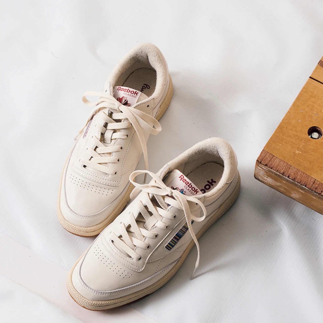 今年買いたい靴はこれ!ポール・スミス × リーボックのコラボスニーカー、ビルケンシュトックのパイソン柄サンダル