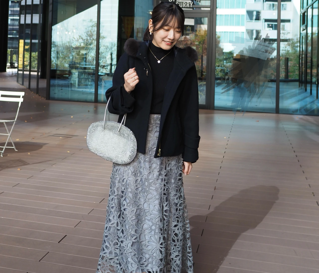 美術館に行く日のコーデ｜ベーシックなのに華やかに見える大人の装い #ファッション部