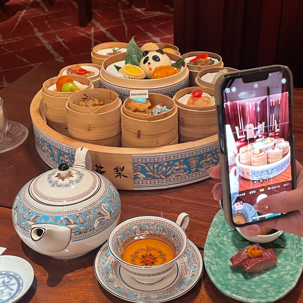 ウエッジウッドで楽しむ飲茶アフタヌーンティー