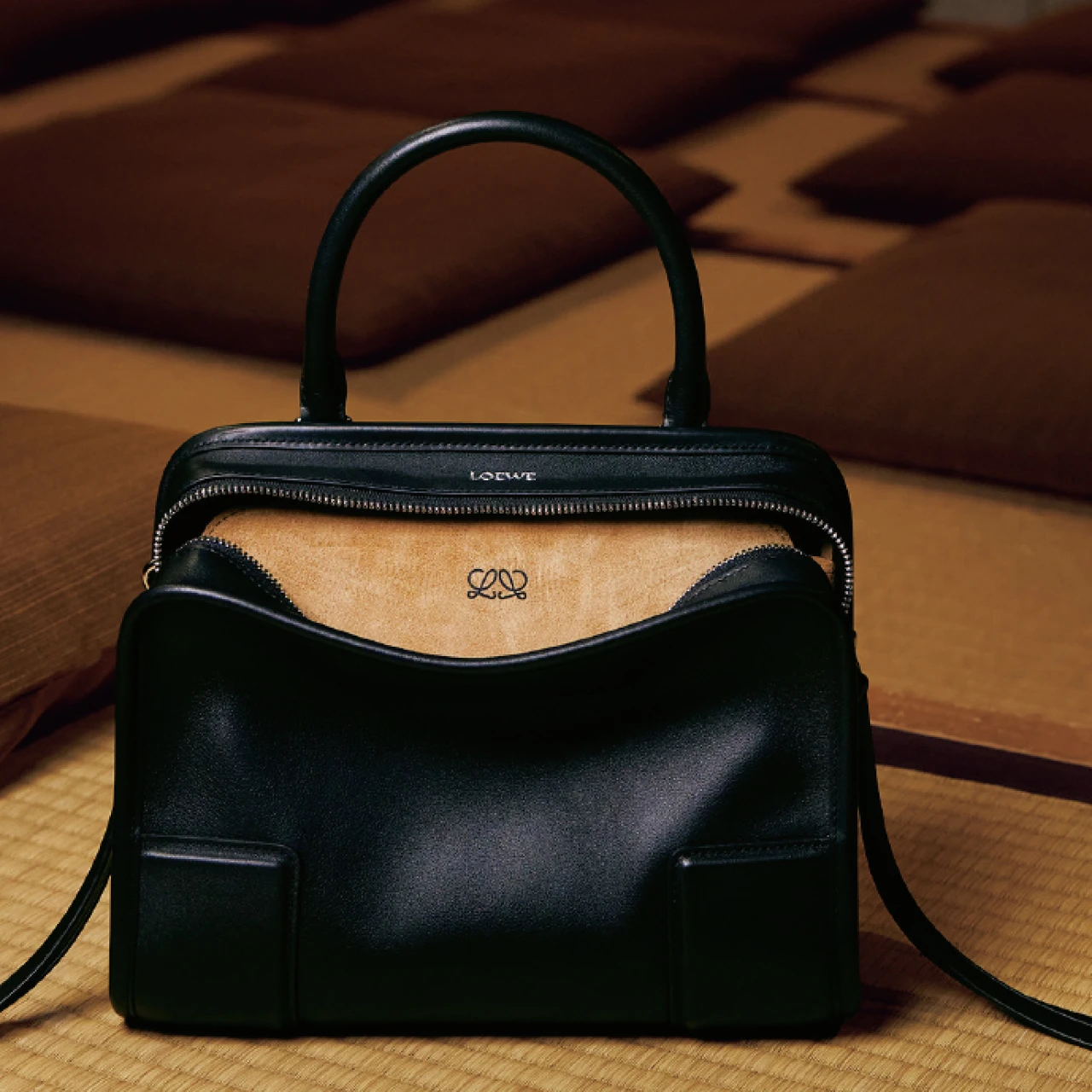 【ロエベの格上げバッグ】ブランド不朽の名作「アマソナ」のニューアイコンが登場