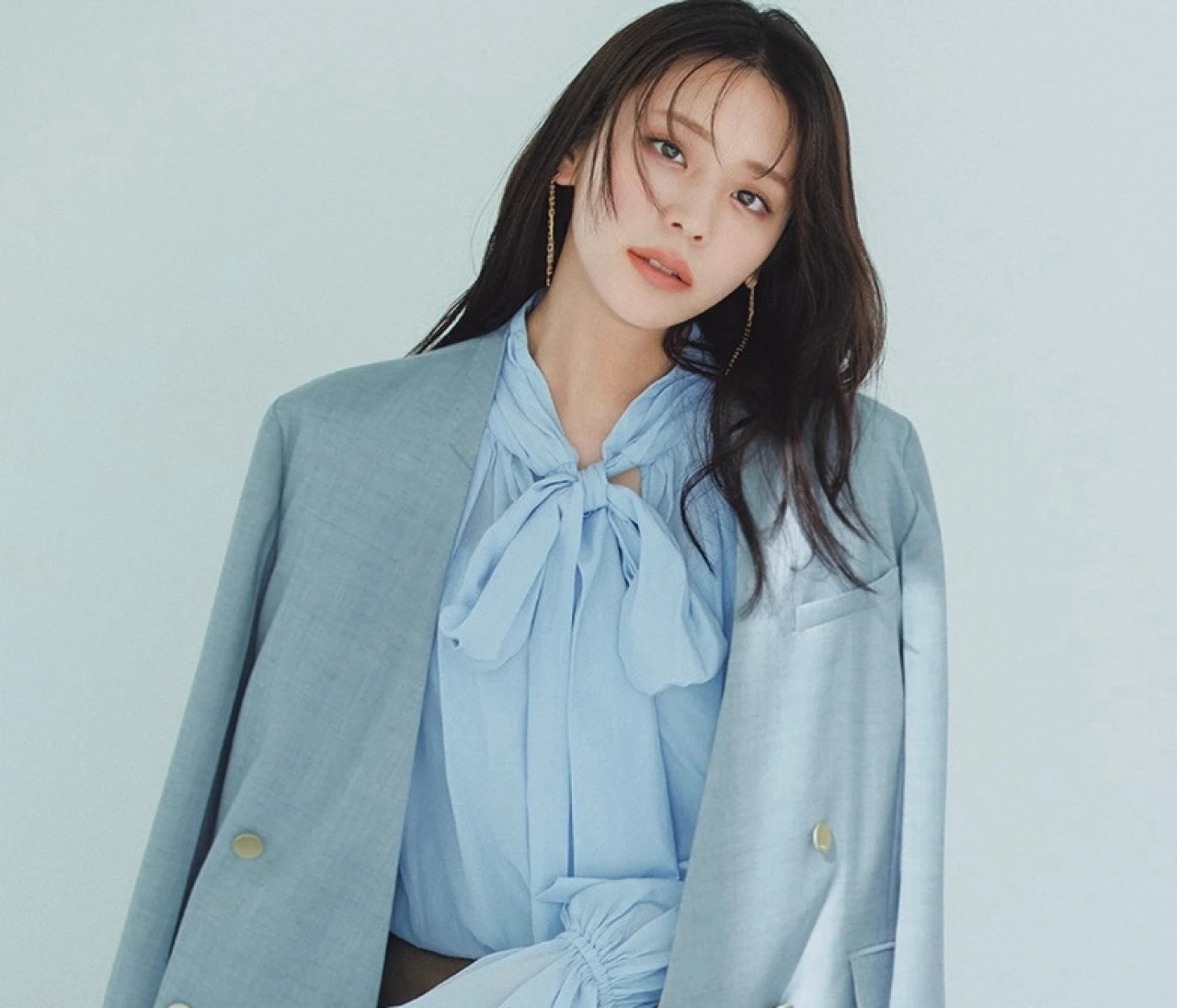 【ジャケットコーデ】ボクシーシルエットを選び洒落感アップ！【BAILA今日のコーデ】