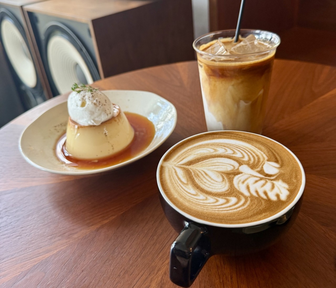 【LIWEI COFFEE（リウェイコーヒー）】 台湾出身の世界チャンピオンのラテを堪能！【エディターズピック】