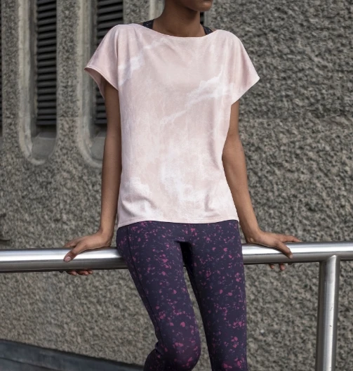 梅雨と真夏のマストバイ!【ユニクロ(UNIQLO)】アーティストコラボ新作が話題