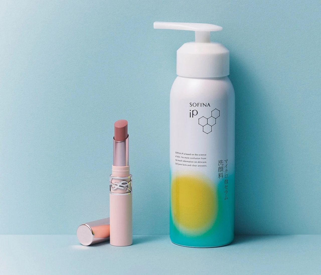 「ソフィーナ iP」のマイクロ泡セラム洗顔料と「YSL」のリップは新生活のマストハブアイテム！ 【BEAUTY TALK vol.45】