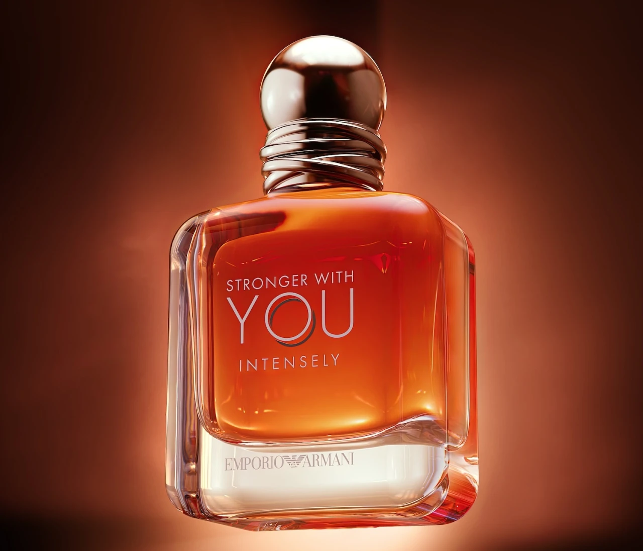 パートナーへのギフトにも。【エンポリオ アルマーニ】新作フレグランス。より大胆で、魅惑的に