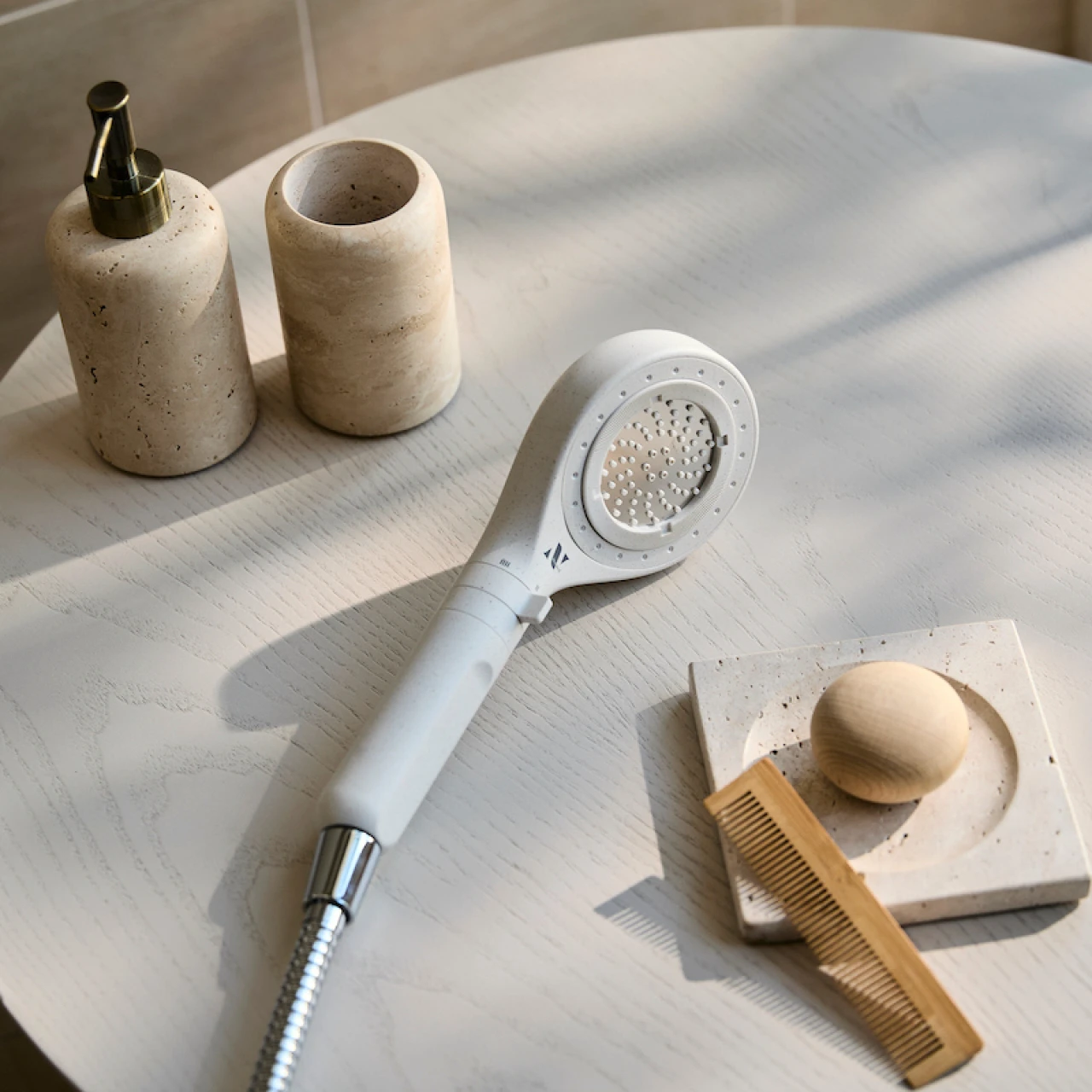 【Noend(ノーエンド)】スキンケアより先に見直すべきは「水質ケア」。塩素除去率99%のシャワーヘッドに新色登場