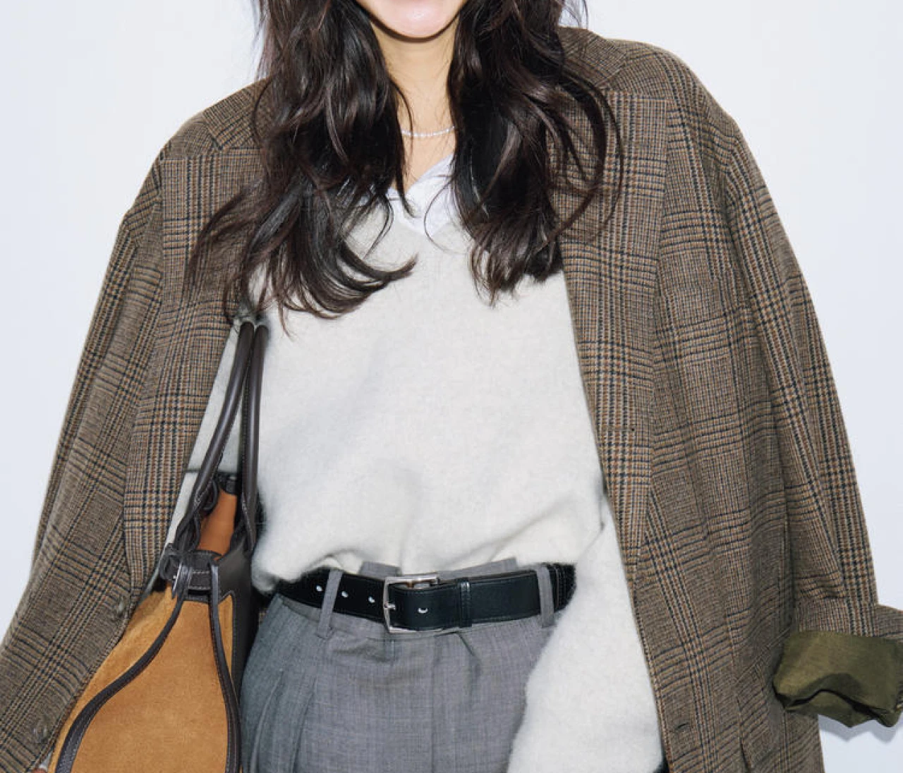 【ベルトのおしゃれな使い方〈まとめ〉】エルメス、サンローラン、ロエベなどハイブランドの逸品から最新あか抜けテク、チームBAILAのリアルバイまで徹底網羅！