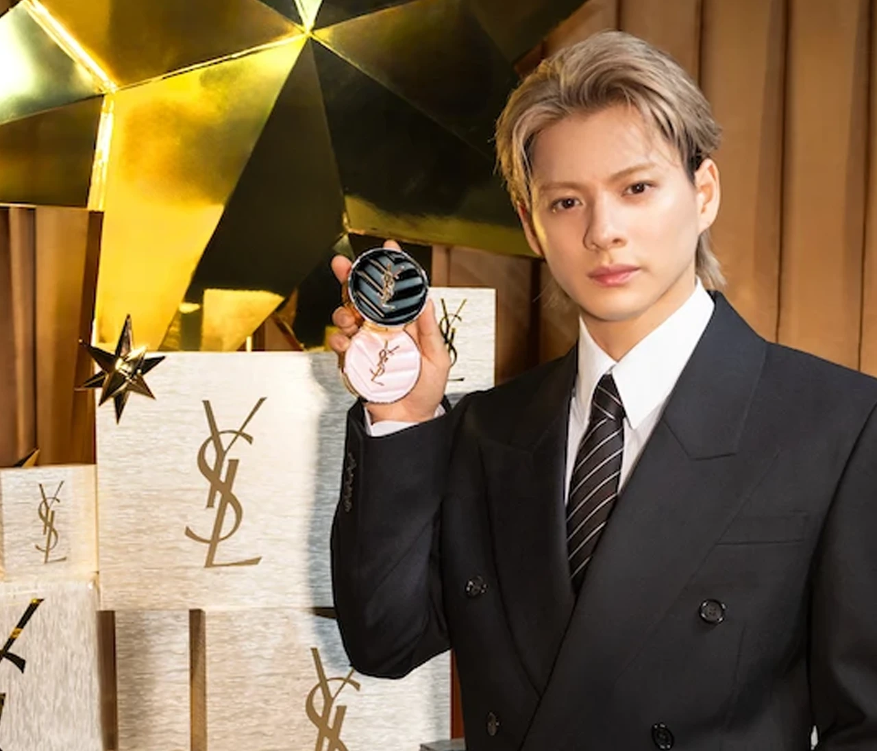 【YSL BEAUTY】平野紫耀さんとホリデーギフト選び