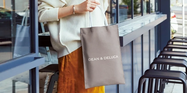 【ネット書店にて予約スタート!】BAILA11月号の特別付録は、ディーン&デルーカ カフェのトートバッグ!