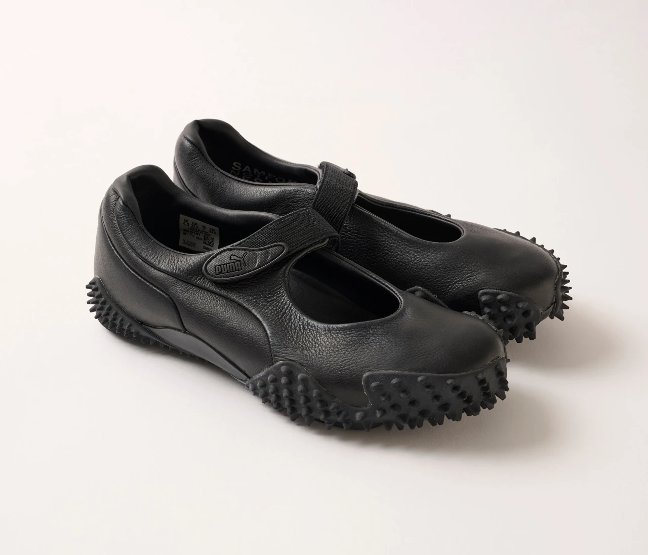 【プーマ】メリージェーン風スニーカー、歩きやすいって知ってた?スニーカーの選び方も【きれいめ派の通勤・休日スニーカー】