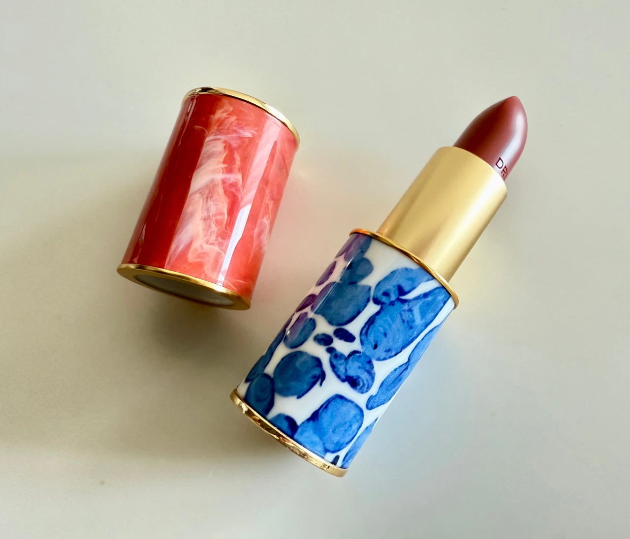 持つだけで気分が上がる♡ドリスヴァンノッテンのリップの魅力と取扱店舗まとめ