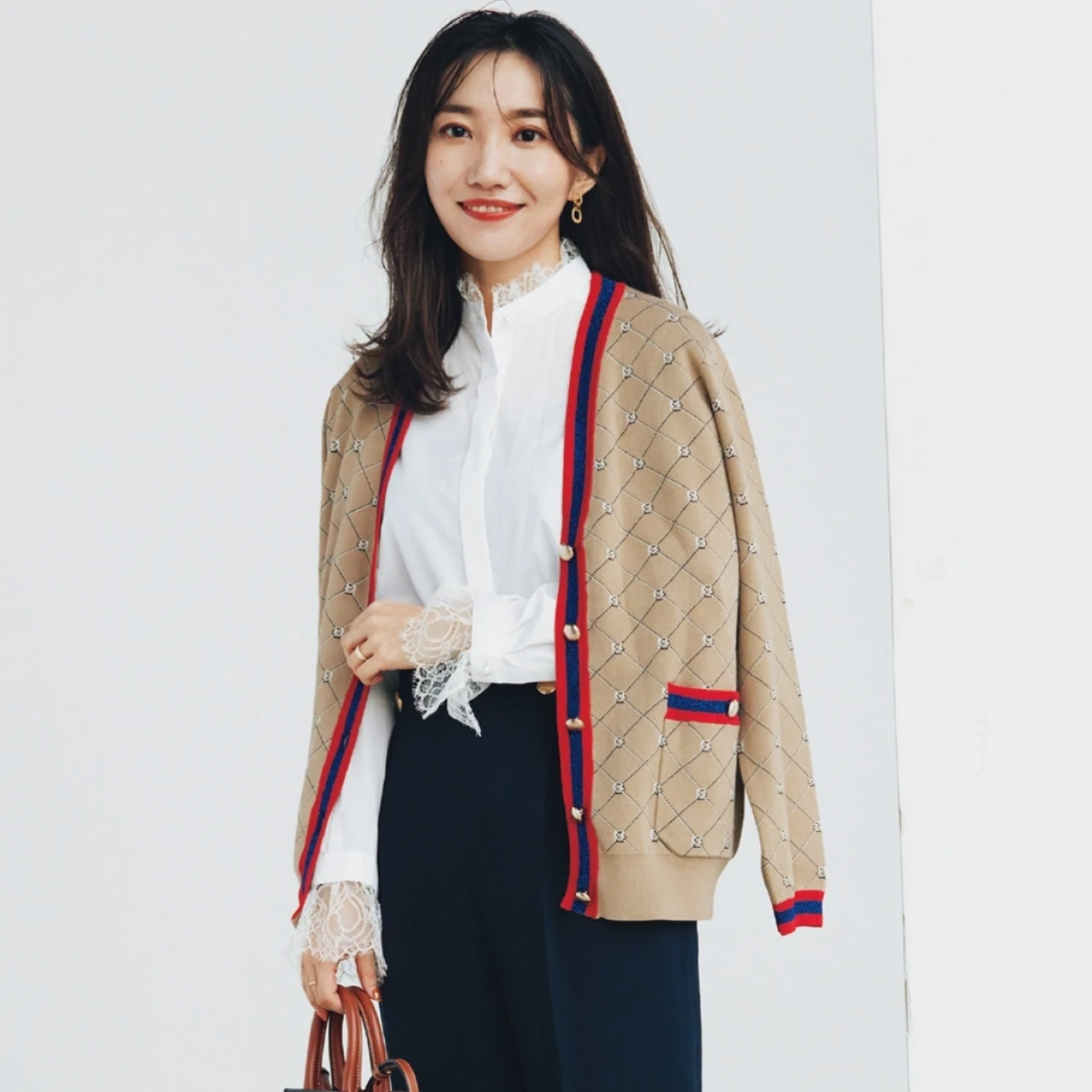 「母だからという制約はゼロ」ユイチャオさんがおしゃれな理由【“働くママ”スーパーバイラーズのごきげんのつくりかた】