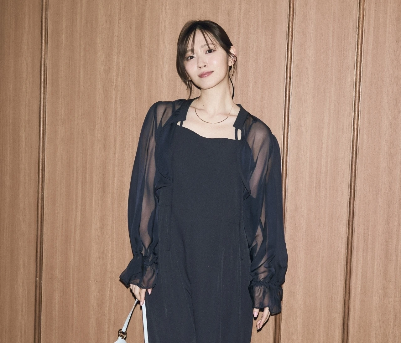 【お呼ばれ服コーデ】マルチなオールインワンでスタイリッシュに【BAILA今日のコーデ】