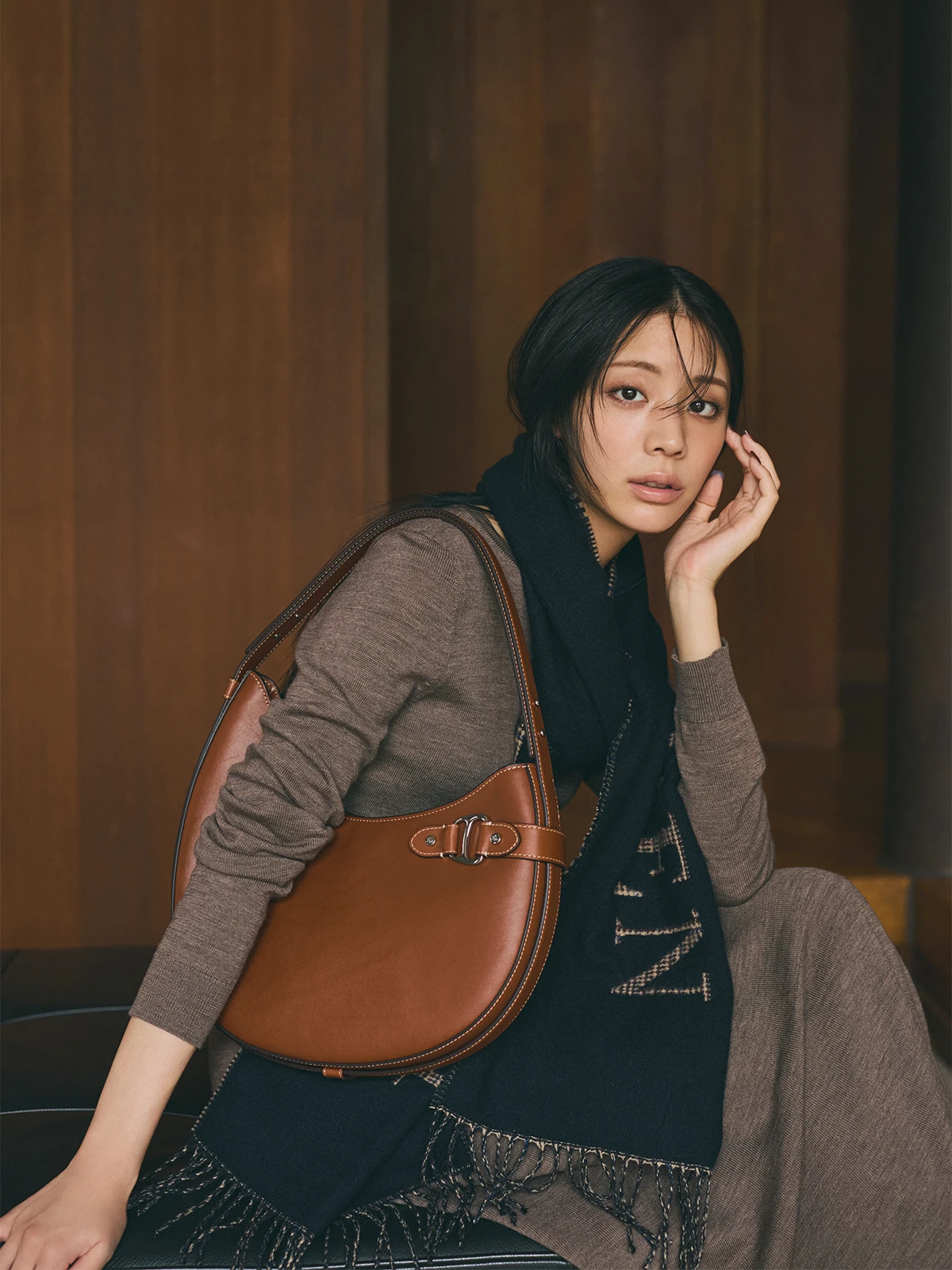 貴島明日香がまとう「ローレン ラルフ ローレン」の世界