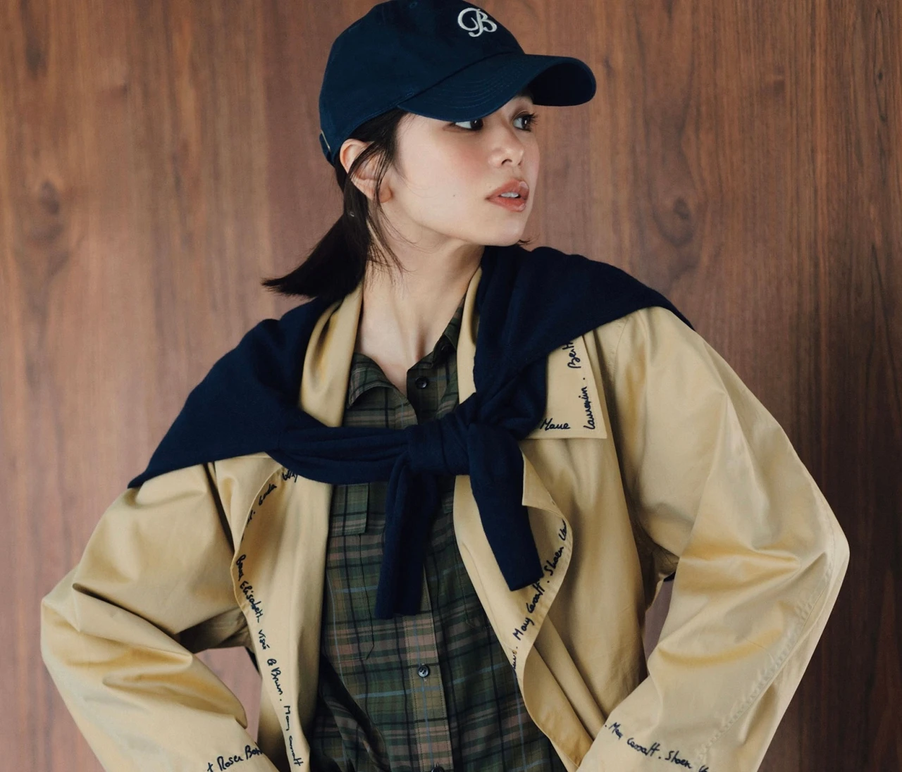 予想最高気温32℃／小粋なチェックを効かせて王道ベーシックにときめきを【BAILA今日のコーデ】