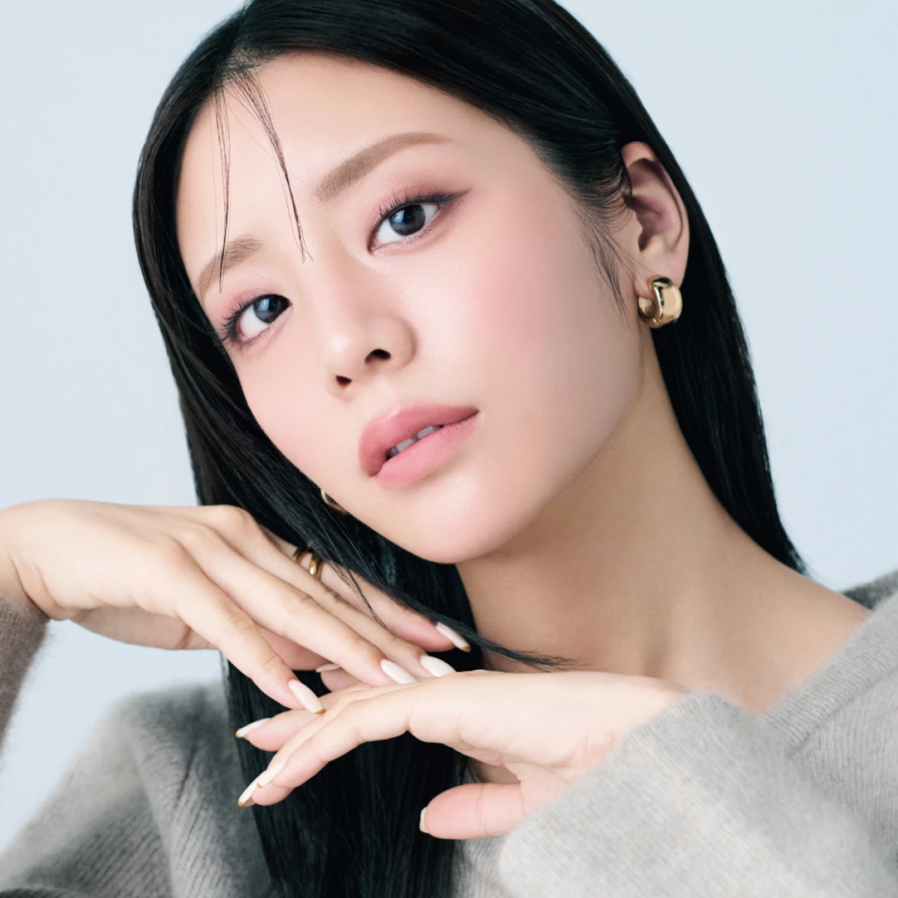 働く30代の眉、正解はコレ! きちんと感、今っぽさ、意思のある表情をかなえる「薄アーチ眉」とは