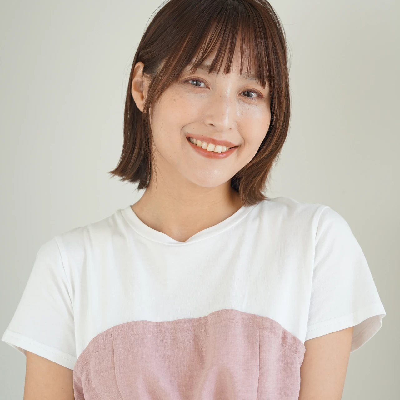 【ボブ・30代~40代大人の髪型】パーソナルカラーイエベ・ピンクブラウン