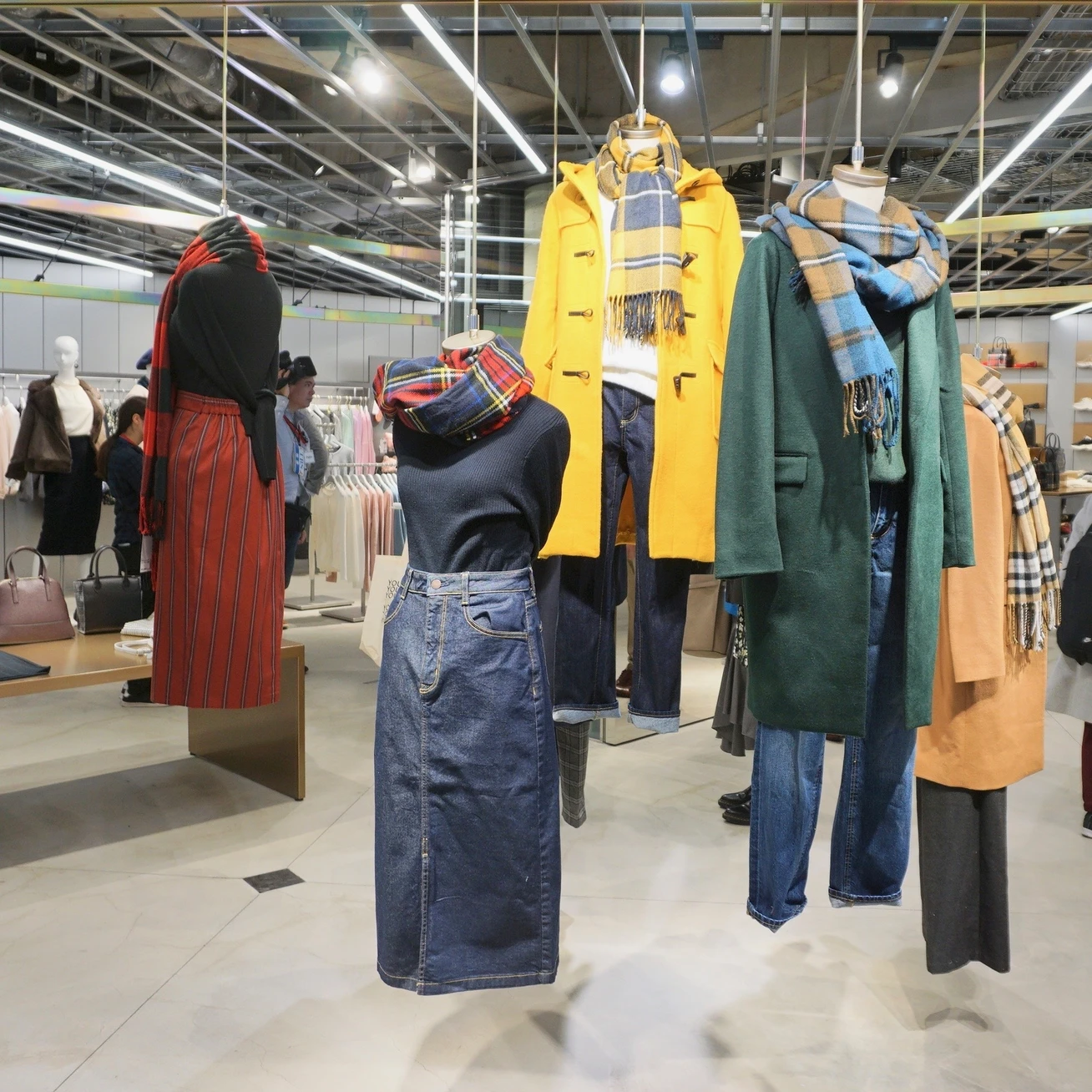 アバターで試着＆オンラインで即購入!【GU（ジーユー）STYLE STUDIO】がオープン