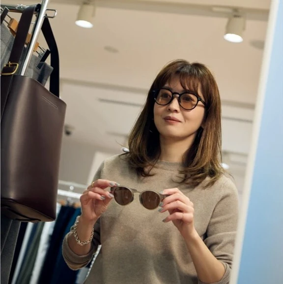 【UNIQLO春新作】活躍間違いなし！通勤バッグやサングラス、帽子に3足セットの靴下などユニクロの達人・伊藤真知さんが厳選