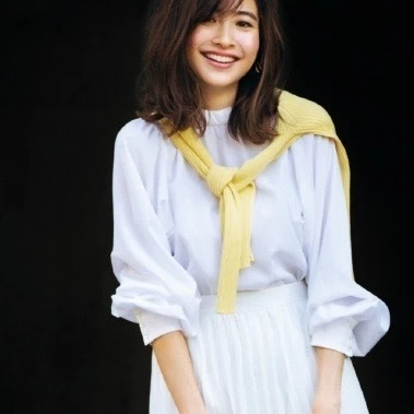 【気温25℃コーデ】初夏のこの時期に最適! 爽やか通勤&外出スタイル30選