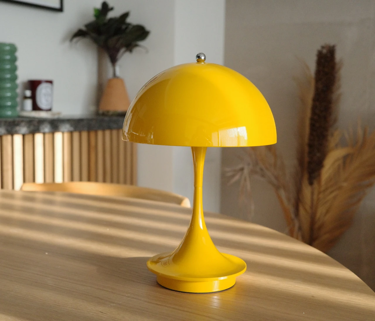 【 Louis Poulsen 】入荷2ヶ月待ち！人気の名作照明、ついに迎えました