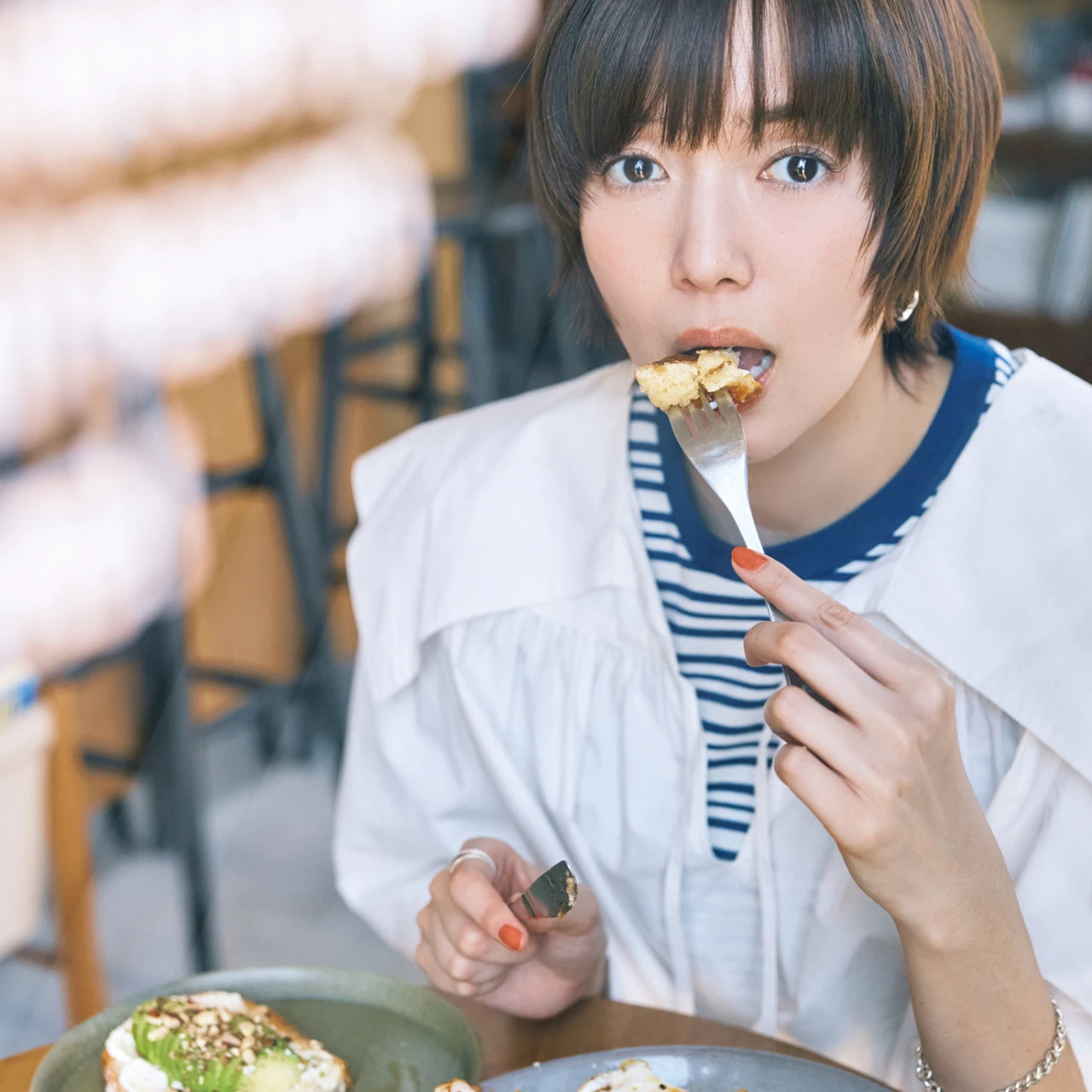 佐藤栞里、代々木上原の人気店「Port tomigaya」で新食感ドーナツの朝ごはん【もぐもぐしーさんぽ】