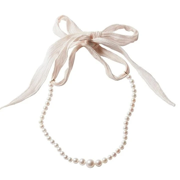 【秋トレンドNEWS】今年の小物の傾向は?バッグ、パールアクセ、スカーフ、タイツ…ゲットすべきはこれ!