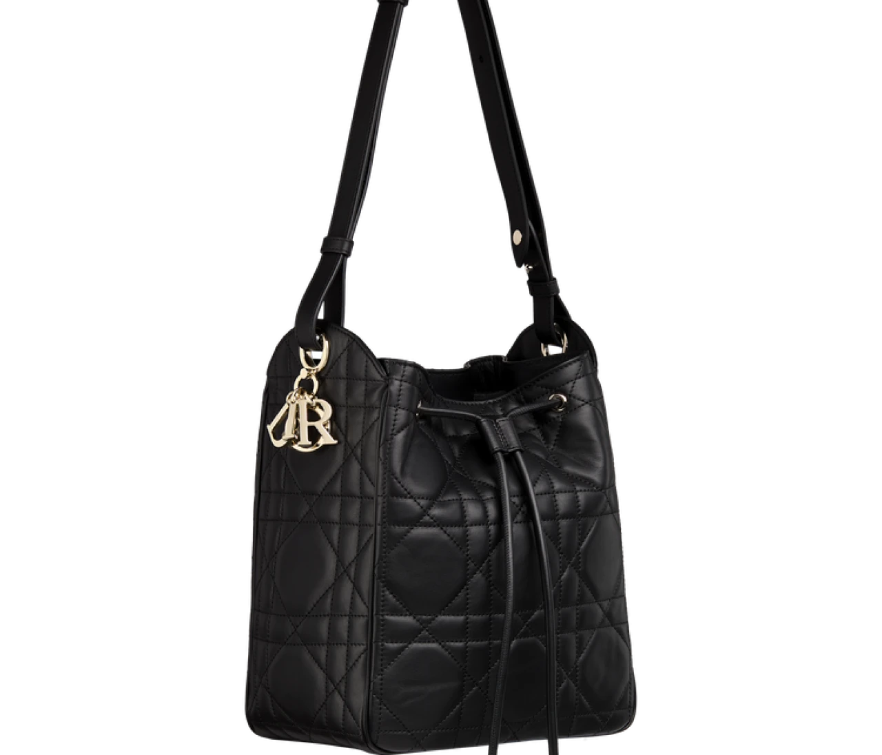 【ディオール】新作バッグ「D-モーション」カラバリをチェック！