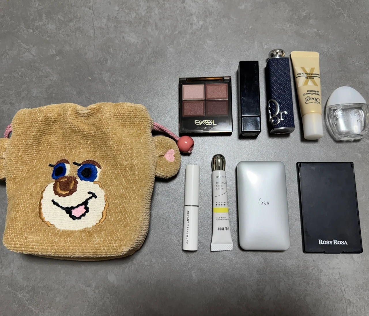 フェイラー【ドアップテディガール巾着】はどれくらい入る？アラサーのリアルな持ち歩きコスメポーチの中身 #美容部