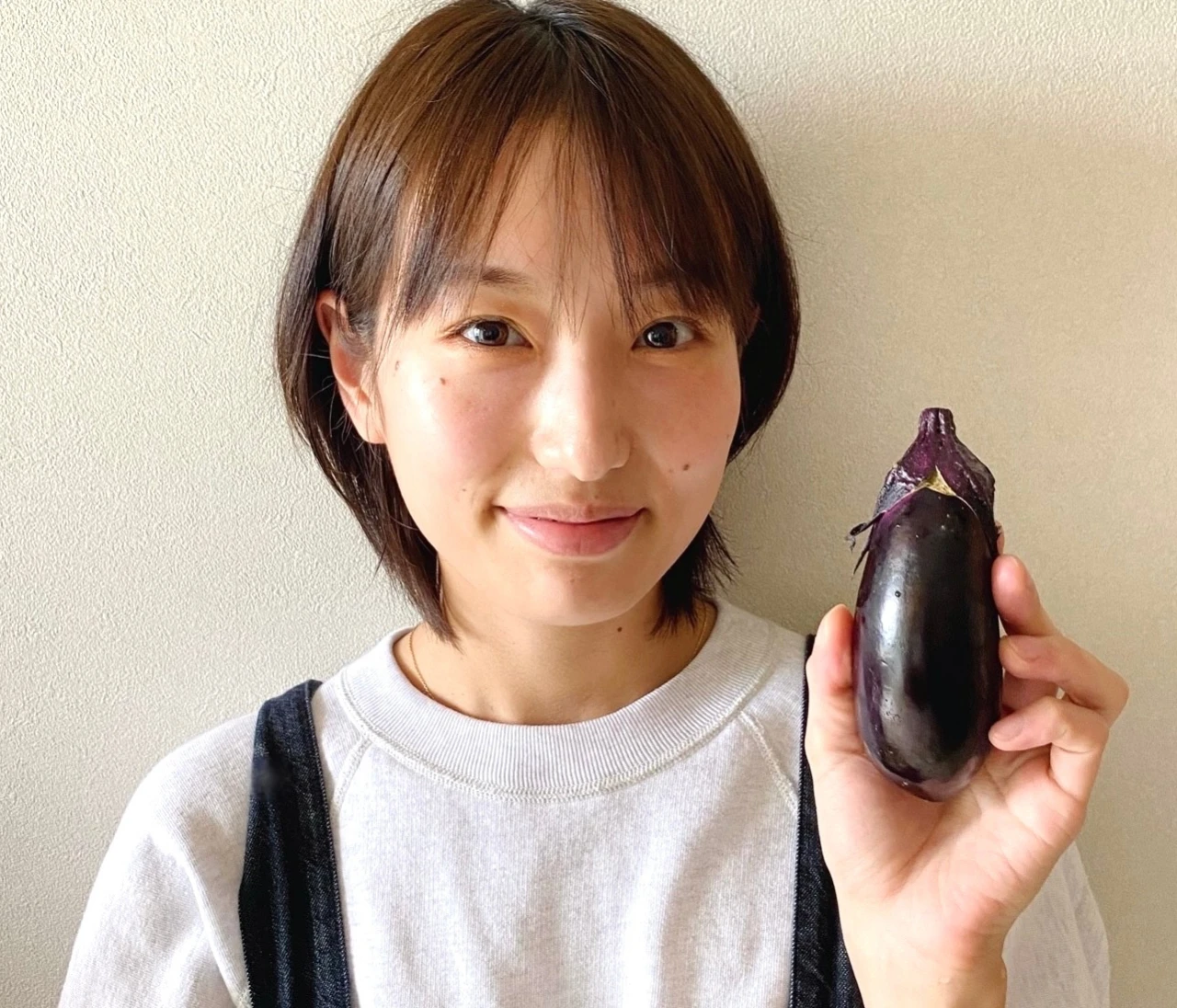 【長谷川あかりのご自愛ごはん】茄子の簡単レシピ3選。オイル蒸し、おろし煮、スープ。疲れた日に食べたいやさしいごはんを厳選