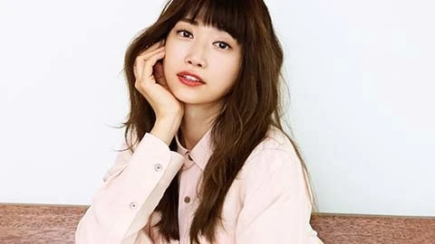 大人のパステルやサファリカラーetc.春のトレンド色・柄はこれ!