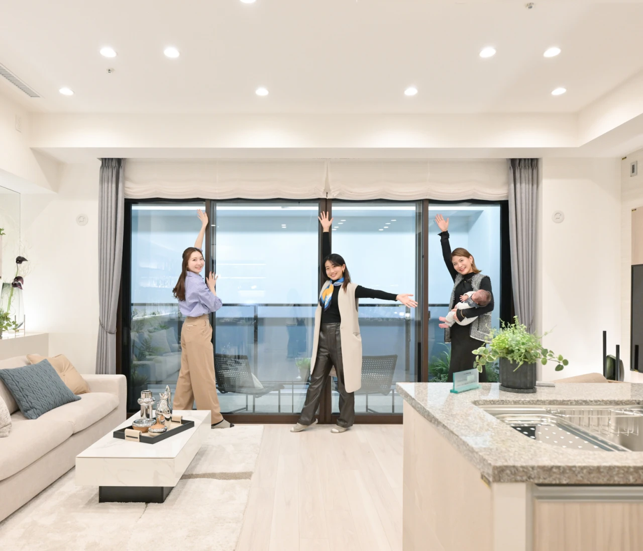 蕨駅直結の超高層ツインタワー「W CITY TOWERS」を読者がレポート！ 大規模再開発が進む注目エリア【新築マンション探検隊】