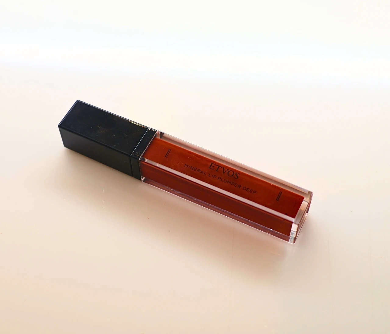 オフィスでの乾燥対策＆血色感に。ETVOSのリッププランパー1本で完結【愛用品】 #美容部