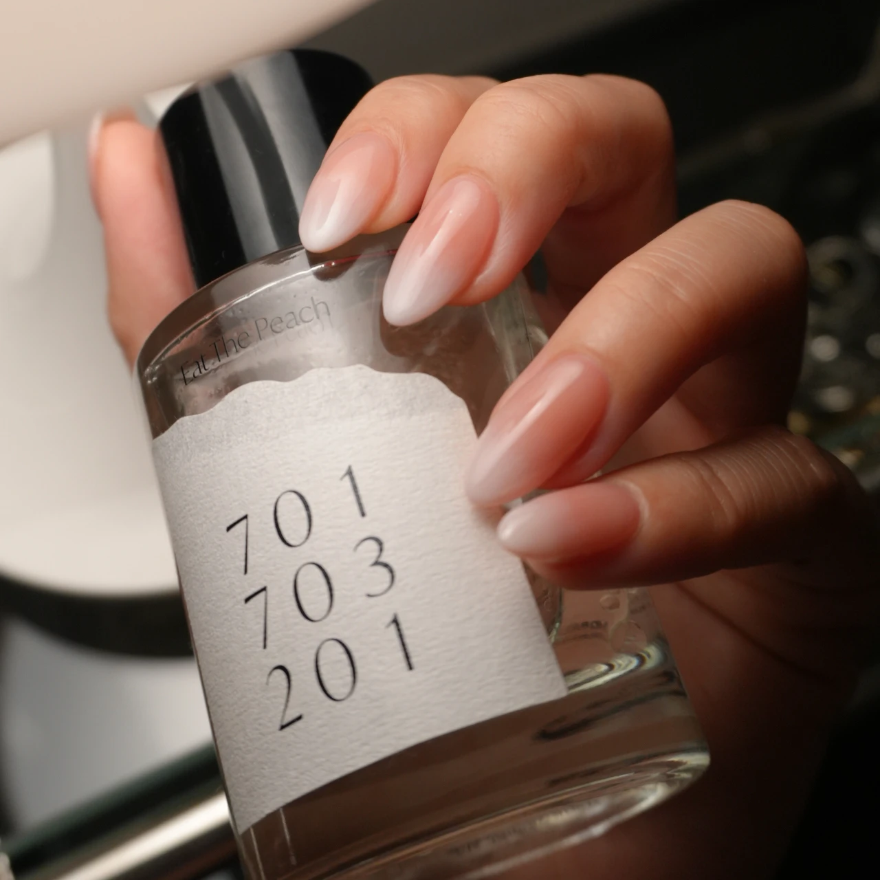 【2025夏】シンプルなのに目立てる!おすすめネイルデザイン4選