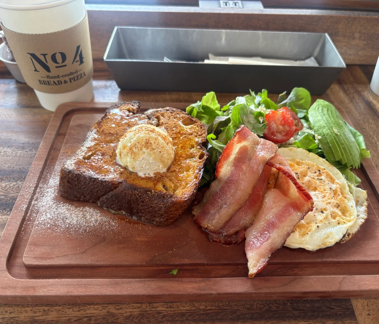 【市ヶ谷モーニング】行列必至！「No.4」で飲める絶品フレンチトースト