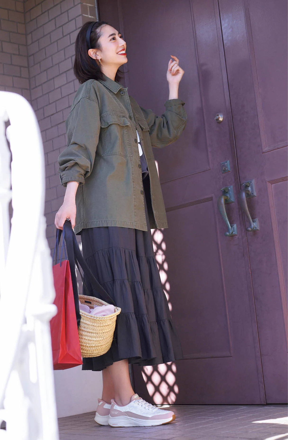 OnもOffも軽やかに どんな私にもフィットする! スケッチャーズのハンズフリー スリップインズ_6