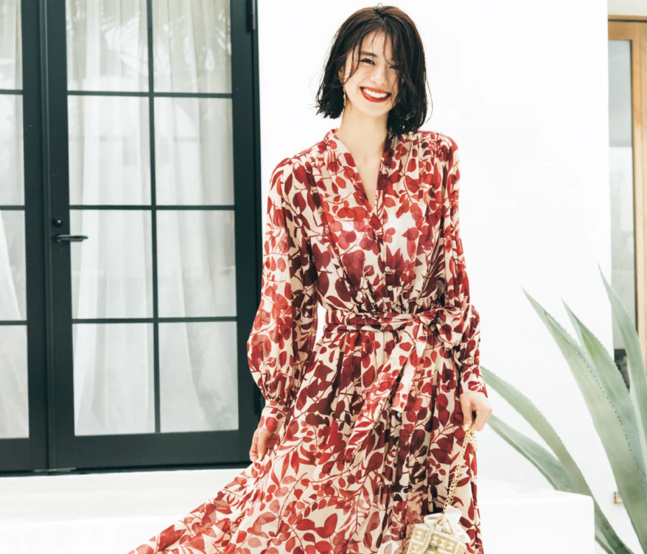 抜群にフォトジェニックなワンピースが初夏の主役【BAILA今日のコーデ】