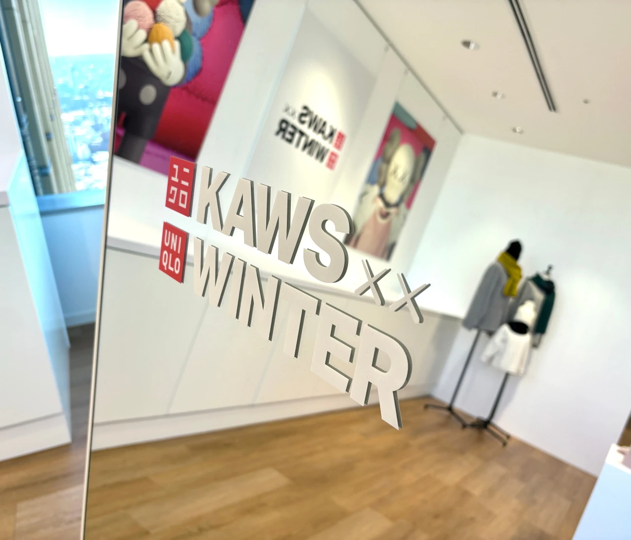 【ユニクロ（UNIQLO)】新作コラボ「KAWS WINTER」のニットを全型試着レビュー！大人女子でも可愛く着られる名アイテム