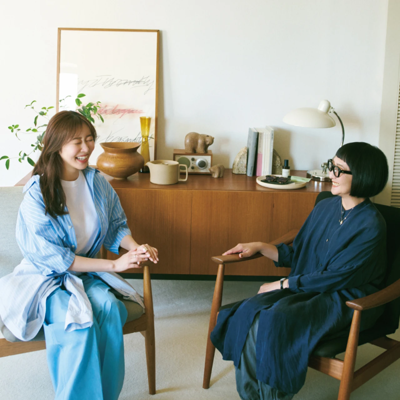 指原莉乃がインテリアスタイリスト・石井佳苗さんに聞いた！ センスよく見える「キャビネットの飾り方」【指原莉乃のさしはラジオ】